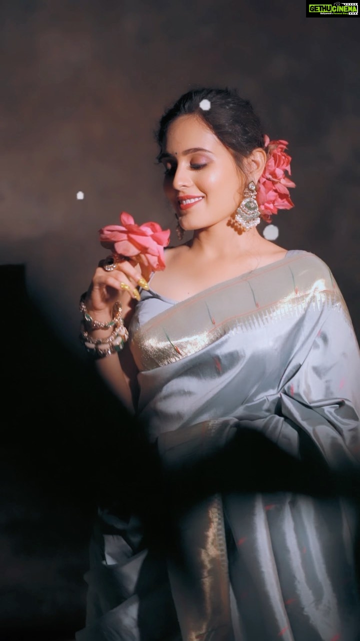 Rhea Sharma Instagram - NAVRATRI:- DAY 6 featuring @rhea_shrm as the Modern Indian Goddess where she represents the color GREY 🤍 . Shoot Concept & Designed By:- @nehaadhvikmahajan @bridalsbynam . 💄MUA , Hair & Styling :- @nehaadhvikmahajan . 🥻Saree :- @kankatala_ . 💍Jewelery :- @pooja_diamond . 🎥:- @abhay_r_kirti . Makeup :- @maybelline . Managed By :- @allboutcommunication . #rheasharma #makeup #ootd #nehaadhvikmahajan #makeupbyme💄 #nammakeovers #bride #to #be #bridal #look #bridalmakeupartist #destinationweddingmakeupartist #weddingmakeup #hair #hairstyling #nammakeovers #bollywood #television #makeupartist #mumbai #traveller #all #over #the #globe