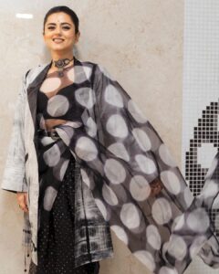 Riddhi Dogra Instagram - If I could do one thing all my life It would quite simply be to watch cinema. And I love being at film festivals. As my first film played for the first time in a film festival in the city that holds culture and art at its core, I couldn't be more grateful and content. #Lakadbaggha premiered at the Kolkata International Film Festival in a theatre that has its own history In time. Nandan-1 A 950 Seater Auditorium that used to be a center for plays and dramatics back in the day now turned into a movie theatre. And what's not to love when it was a Packed House in a film festival.. Loved every bit of everything. The film lover in me, the film student in me is deeply humbled and grateful. 📸 @pujaagarwalphotography Muah @makeupartist_prasenjit Outfit-@thepotplantclothing PR - @sonyashaikh Jewellery @sangeetaboochra Styled by @stylebysaachivj Team @sanzimehta777