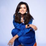 Riddhi Dogra Instagram - Pitching in with the people of @theviralfever #pitchersonzee5 Outfit @wendellrodricslabel Jewellery @the_jewel_gallery Styled by @stylebysaachivj Muah: @shreyamakeupandhair Assistant : @ishahmua Team @Stylebyniti Photographer @ashish_ojha_photography @theviralfever @naveenkasturia @arunabhkumar @abhaymaha @nowitsabhi @iridhidogra @sikandarkher @ashishvidyarthi1 @gopaldatt @ronjinichakraborty @anandeshwardwivedi @vaibhav.bundhoo @pracheen_peg #shubhamsharma @ts.tales @shreyansh.pandey @koshyvijay @manish_kalra_ @duhjizzy @luvvispute @Saadcasm_ @shrreya_ss @bahot_sahi_ankit @airtightpocket @vidushikaul @ketakinarayan @vinchurkarakshay @madandeodhar @arihantrathod @zee5premium