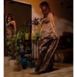 Riddhi Dogra Instagram – Stepping out of the house. But making it Dramatic!! Diwali Dramatic 🤩✨🪔😂
Love the pictures @ravii_dixit 📸
Styling @ananyaarora2013
@suta_bombay you know I love your entire collection.
Past present and future 😍
Jewels @sangeetaboochra @minerali_store