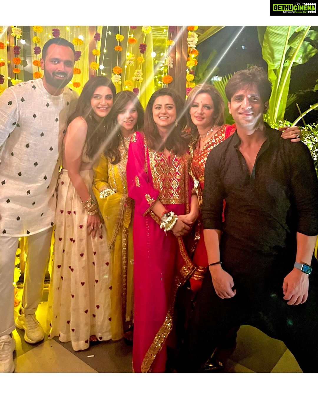 Riddhi Dogra Instagram - Lights. Love. Laughter. Dressing up. Sweets. Cards. Fooooood. What’s not to love about our culture and it’s festivals. First Diwali after shaadi for @karishmaktanna @varun_bangera and every bit of it was all things love. Thank you for having me girl ♥️✨🪔🧿🥰