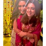 Riddhi Dogra Instagram - Lights. Love. Laughter. Dressing up. Sweets. Cards. Fooooood. What’s not to love about our culture and it’s festivals. First Diwali after shaadi for @karishmaktanna @varun_bangera and every bit of it was all things love. Thank you for having me girl ♥️✨🪔🧿🥰