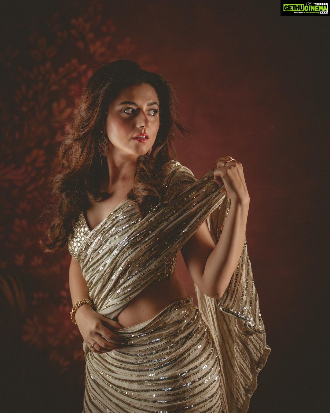 Riddhi Dogra Instagram - For some of us. Many of us. Most of us. Dreams are the beacon of hope we live by. As an actor who’s been doing the crazy thing called work in the field of entertainment for some time now, I can’t tell you how singular the journey is. The marriage of Arts and Business is the most ruthless because of the sheer opposition of the two. Marketing skills, viral videos, small talks matter more than commitment to your craft, sincerity and value system at work. You are on your own. Your dreams tucked in your soul. Brimming out a Large spirit while the world prefers you small. Until….. until …. until…. YOU make your dream come true. And that’s when it’s all worth it. You smile with tears and dance with weak knees. I too wait for that for me. So dearly. To the innumerable artists like me. Who walk alone. Who break down and fall and weep and wipe the tears, take the heartbreaks, get on their knees , sit up, stand. Who write their stories and put that dream energy to work. With no marketing machinery or anyone interested in building you up. Don’t give up on the dream. You. Are. Not. Alone. I. Am. Not. Alone. P.s. Just finished watching the #oscars ! Of course!!!! Cheers Dreamers 🙌♥️🧿 Styled by @ananyaarora2013 📸 @deepak_das_photography Outfit- @prevasu Jewellery- @yuvaanjewels @allthatglitters.jewellery