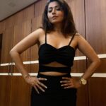 Ridheema Tiwari Instagram - Friday Thrills ♣️♣️♣️ #blackisblack #ridhiematiwari Mumbai, Maharashtra