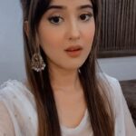 Riya Sharma Instagram - 🥲 #reels #reelsinstagram #reelitfeelit Mumbai, Maharashtra