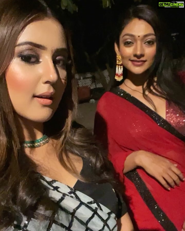 Riya Sharma Instagram - Happy birthday my love!! @aakanksha.pal5 I’m so greatful to have met such a pure, such a beautiful soul like you ❤️ Thankyou for being the loveliest sister like friend anybody could ever have ❤️ Wish you everything your desires my precious 💋❤️❤️❤️❤️ Mumbai, Maharashtra
