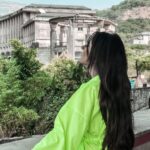 Riya Sharma Instagram - Breathe 🍃 #neon Mumbai, Maharashtra