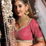 Riya Sharma Instagram - Khoobsurat mai nahi, apki nigahen hain 🌷 Outfit: @anusoru @nidhikurda Picture clicked by the amazing @rehamnhairstylist ❤️ Mumbai, Maharashtra