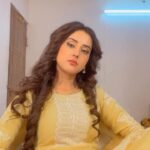 Riya Sharma Instagram - Satya ghatna par aadharit. #reelsinstagram #reelitfeelit #comedy #funnyreels #trending Mumbai, Maharashtra