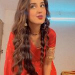 Riya Sharma Instagram – Sarees >>> 

Outfit- @reenachopra forever fav 🤍🌹

#reelsinstagram #reels #reelitfeelit #red #trendingreels #trendingaudio Mumbai, Maharashtra