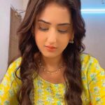 Riya Sharma Instagram - Mamla gambhir hain. #reels #reelsinstagram #despression Mumbai, Maharashtra