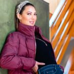 Rochelle Rao Instagram - “That lays packet sound” #notanad Shot by @being_flamingo @flamingo.productions Wearing @veromodaindia & @joeyandpooh Location @ekamchail Ekam Villa, Chail
