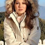 Rochelle Rao Instagram - I feel that raw untouched nature is the only true art that exists in the world and I am forever grateful for it as it inspires us mere mortals to try & mimic its beauty & depth in everything we do... #artinspiration #himachal #wintervacation #sunset #lotteryontkss #lotteryreelchallenge #lottery Wearing @veromodaindia jacket. Chail, Himachal Pradesh