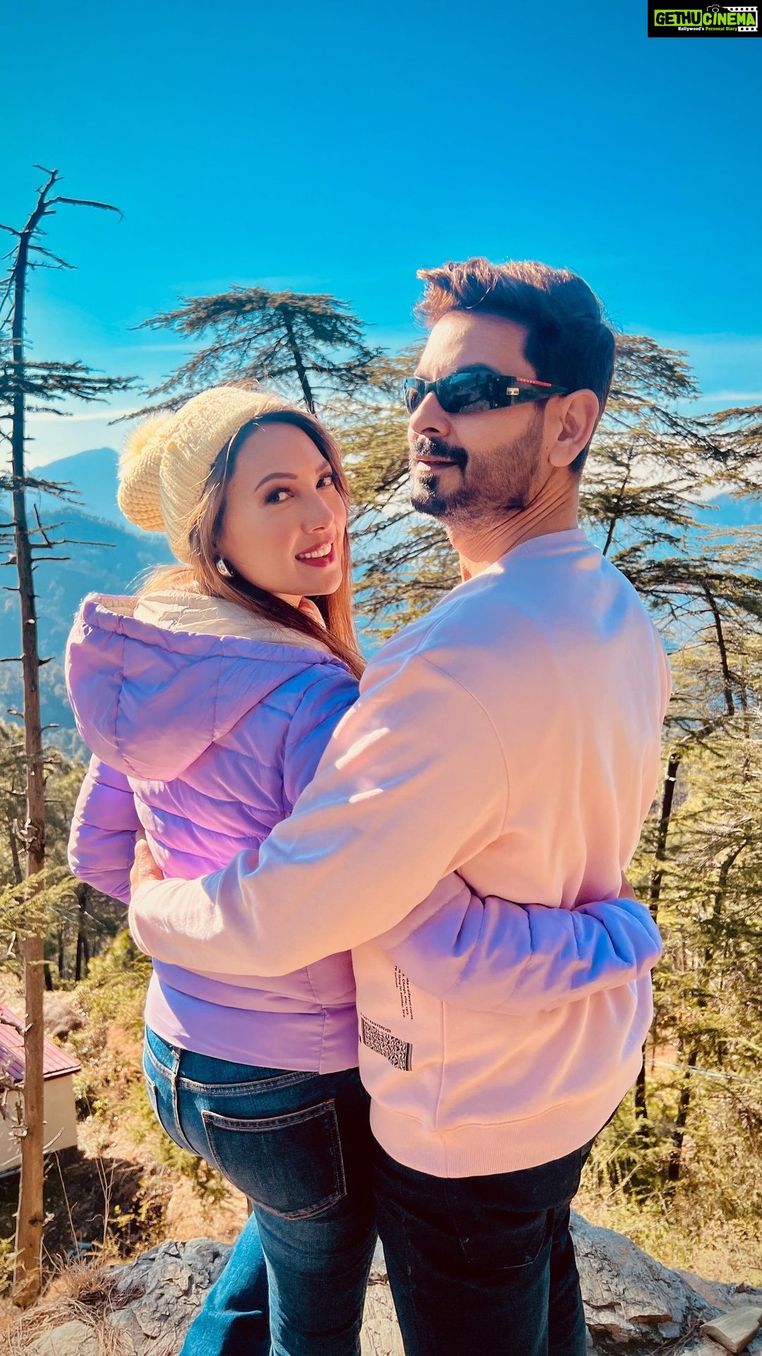 Rochelle Rao Instagram - Things to remember on a trek β¦ watch till the end ππ€£ π @ekamchail Outfit @onlyindia πΈ @flamingo.productions #kero #kerotravelseries #couplegoals #travelreel #travelblogger #trekking #lifestyleinfluencer #kerotravels #lottery #lotteryontkss #lotteryreelchallenge Ekam Villa, Chail