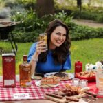 Rochelle Rao Instagram - #collaboration #jointheamericanpride Proudly embracing the outdoors with a backyard barbecue and my new favourite Royal Challenge American Pride. Blended with American Bourbon. This new year come join the American Spirit #RoyalChallengeAmericanPride #americanpride #drinkresponsibly #blendedwithamericanwhiskey @americanpridewhiskey