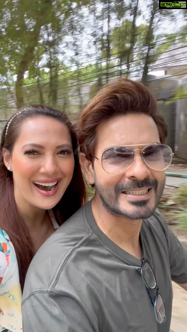 Rochelle Rao Instagram - Spice spice baby π₯° β¦ immense Gratitude for the blessed life and my partner in crime @rochellerao . God is good π Question - what are you thankful for today ? β€οΈπ€©π #funreel #gratitude #weekend #kero #kerotravelseries Koh kood