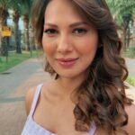 Rochelle Rao Instagram - Looking back at the year that was... So many lessons learned! Soo much gratitude!! Stunning sunsets @theradissonblu_karjat Wearing @veromodaindia Hair by @akreationsindia Shot by @flamingo.productions Edited by @being_flamingo @keithsequeira #2021 #kero #kerotravels #keroreelchallenge #lotteryontkss #lottery #lotteryreelchallenge #couplegoals #couplereels Radisson Blu Resort & Spa Karjat