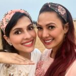 Rochelle Rao Instagram - Have you even travelled if you don’t have a reel to prove it! The Rao sisters’ take on the trend 😜. And having fun with our matching @clothingpalette_india tops!