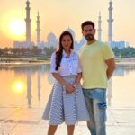 Rochelle Rao Instagram - Yes you guessed it right!! We are in #abudhabi for the Abu Dhabi T10 Cricket League! Supporting the Morrisville Samp Army! Watch this space for more… #morrisvillesamparmy #abudhabit10 #travel #sheikzayadgrandmosque #kero #keroreels #keithsequeira #rochellerao #rochelleraosequeira #lotteryontkss #anchor #cricket #t10league