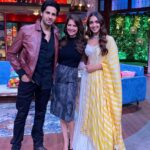 Rochelle Rao Instagram - Wishing this beautiful couple @sidmalhotra @kiaraaliaadvani a wonderful married life filled with love , laughter, peace and joy! #sidkiarawedding #throwback #thekapilsharmashow #lottery