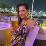 Rochelle Rao Instagram - Happy birthday to my most beautiful , intelligent , adorable , cute , sexy , delicious …. burger relishing partner in crime … mine @rochellerao …. Baby in the midst of all this glossed over imaging you are the real deal . My always my best 💝. Here’s to our lame madness and crazy fun 🍻. Pray you have the best year yet and may the year ahead be another journey another roller coaster ride that we roll thru 🙏 . Happy Birthday 💕 Together and always OUR ride xxx ❤️ Burj Khalifa & Dubai Mall, Dubai, UAE