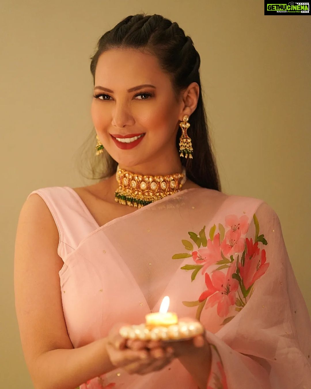 Rochelle Rao - 11.4K Likes - Most Liked Instagram Photos