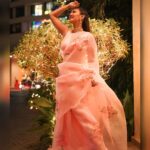 Rochelle Rao Instagram - That Bollywood Feeling in my @muksweta sari and @maejewellery accessories... now you guys can really compare between yesterdays look and this and give me your opinion pleaaase!! Thanks @sonyashaikh @thelittlebaublebox for organizing this look!