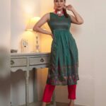 Rochelle Rao Instagram - I've always thought I looked best in a sari but this elegant piece from @springdiariesstore I wore for Diwali make me wonder... thoughts? Wearing @maejewellery X @thelittlebaublebox Jewellery @blushbee_beauty Lipstick