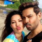 Rochelle Rao Instagram – Let’s just all be mad and stupid and fun … enjoy your weekend you’ll 😘💝
Rochelle outfit @howwhenwearclothing
Tag the person you would like to do this with in the comments 😜
#beachbum #beachbabe #weekend #weekendvibes #funnyreels