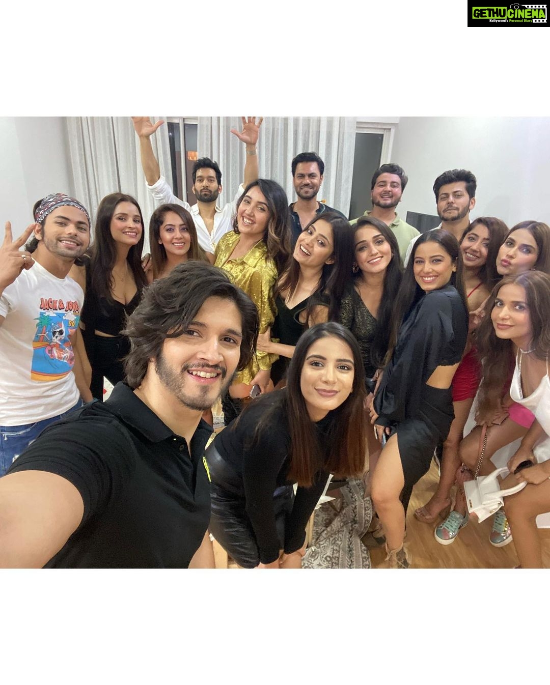 Rohan Mehra Instagram - Thank you everyone for making my birthday so memorable. Love each one of you ❤️