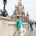 Rohan Mehra Instagram - Disneyland Paris it is 🤍 . #rohanmehra #disney #disneyland #travel #paris #france