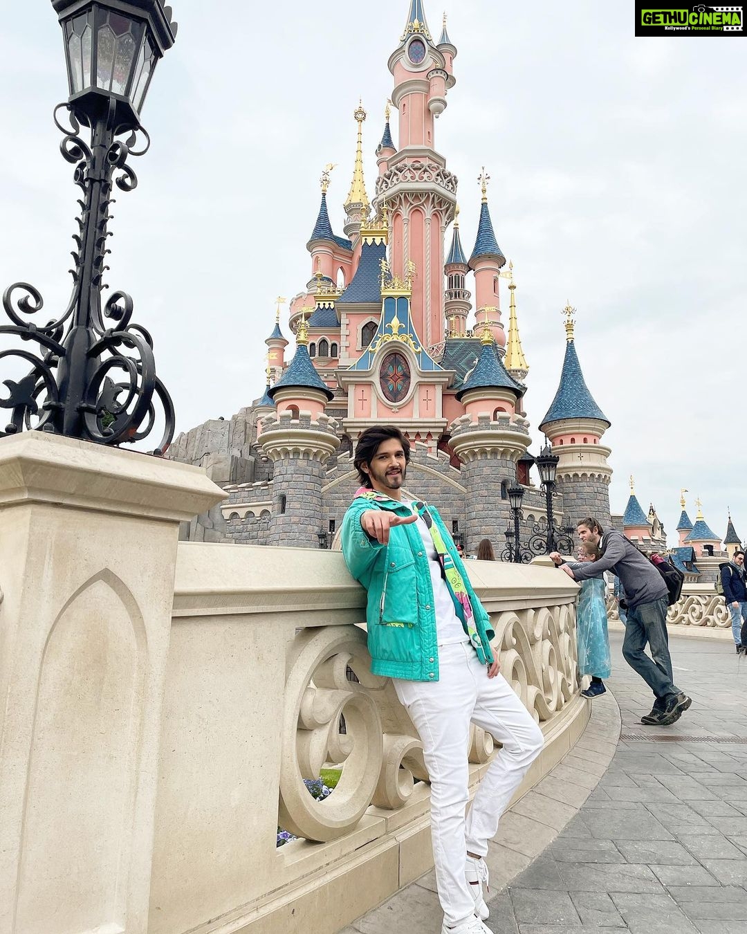 Rohan Mehra Instagram - Disneyland Paris it is 🤍 . #rohanmehra #disney #disneyland #travel #paris #france
