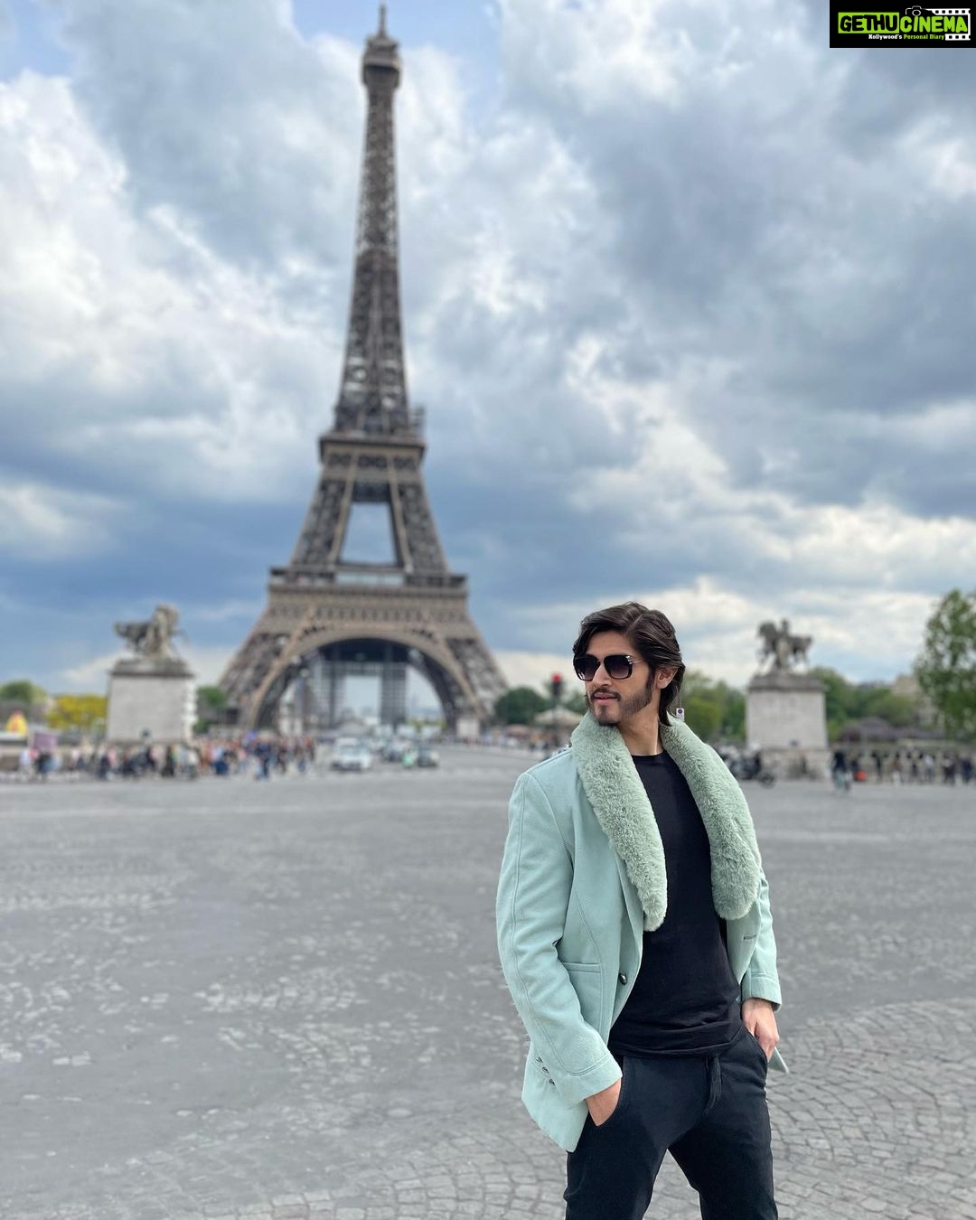 Rohan Mehra Instagram - Hello 👋 from Paris 🇫🇷 . #rohanmehra #paris #france #eiffeltower Eiffel Tower, Paris, France