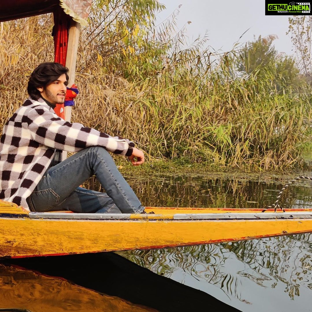 Rohan Mehra Instagram - If there is heaven on earth, it is here, it is here, it is here 🤩 . #travelphotography #kashmirdairies #dallake #rohanmehra