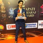 Rohan Mehra Instagram - Truly honoured to receive the Chhatrapati Shivaji Maharaj Gaurav Award (Most Popular Face 2021) last night. Thank you everyone for your love and support!