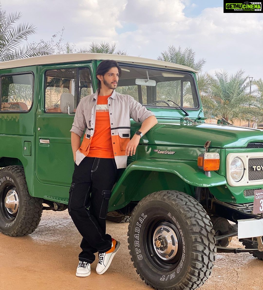 Rohan Mehra Instagram - Hello👋 Sharjah 🇦🇪 . . . @visit_shj #VisitSharjah #Sharjah #welcometoshariah #smileyouareinsharjah #shj @thinkstrawberries #thinkstrawberries Styled by @isshannigam Wearing @jackandjones