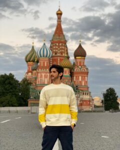 Rohan Mehra Instagram - Hello 👋 from Russia 🇷🇺 
.
.
. 
Edited by @realhim