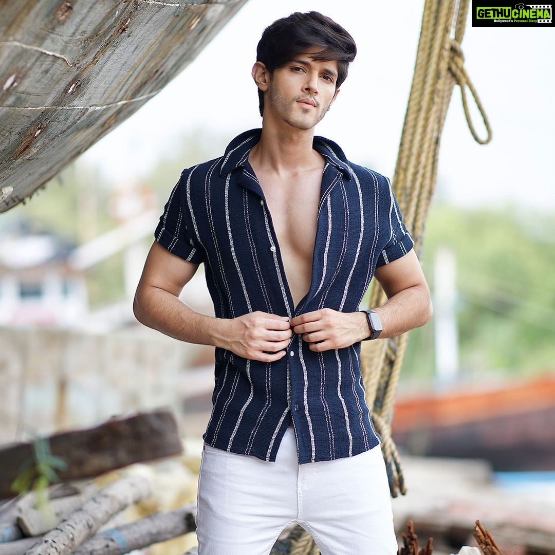 Rohan Mehra - 102.9K Likes - Most Liked Instagram Photos