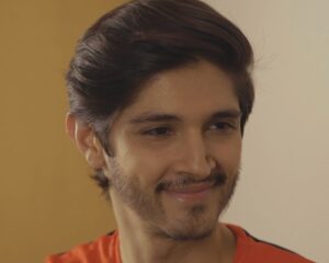 Rohan Mehra Instagram - Phone on silent - ✅
Food - ✅
Game night ready? No way!

Not until we open our favourite #RoyalChallenge Game Nights kit, with the All-New #RoyalChallengeWhisky! Here’s the most talked-about blend in town delivering a smoother and richer match-viewing experience at home to me and my best friend. Bringing a stadium-like vibe to our home, our Game Nights experience has never been better! 

We are all set to cheer for RCB now and toast to the Spirit of Challengers this T-20 season. Are you?

Comment with your favourite Game Night moments using #RCGameNights and one of you can win the ultimate match-viewing experience with the Royal Challenge Game Night kit!

#Spon #RCGameNights #RoyalChallengeWhisky 
#SpiritOfChallengers
#DrinkResponsibly
@socialgoatindia

*All-New RC is currently available in select markets only.