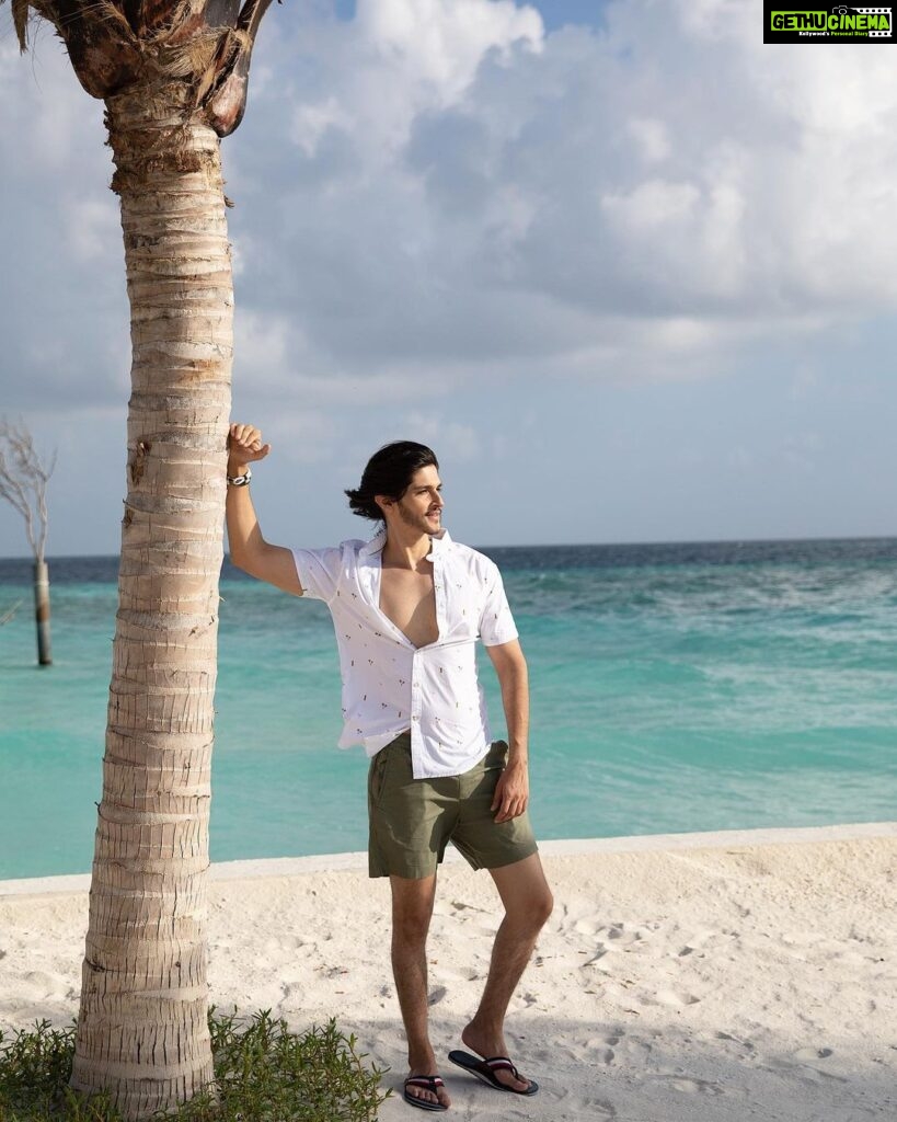 Rohan Mehra Instagram - Smell the sea, Feel the breeze, Hear the ocean, Be at ease. . . . @fushifaru @wanderxo_ #fushifaru #fushifarumaldives #feelingfantastic #chicboutique #Funinthesun #maldives Fushifaru Maldives