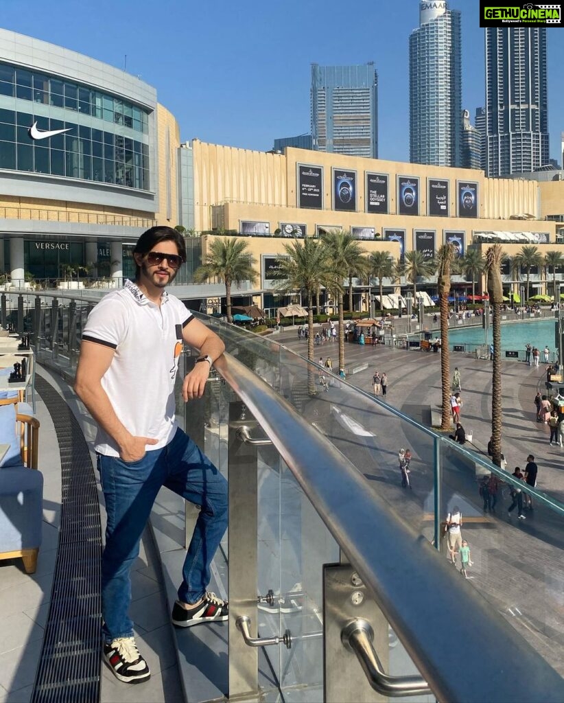 Rohan Mehra Instagram - I need Vitamin D… Dubai again ❤ Burj Khalifa, Dubai