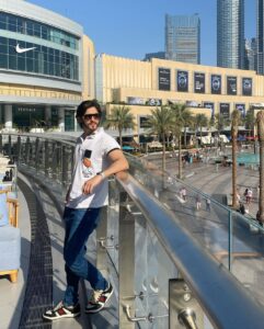 Rohan Mehra Instagram - I need Vitamin D… Dubai again ❤️