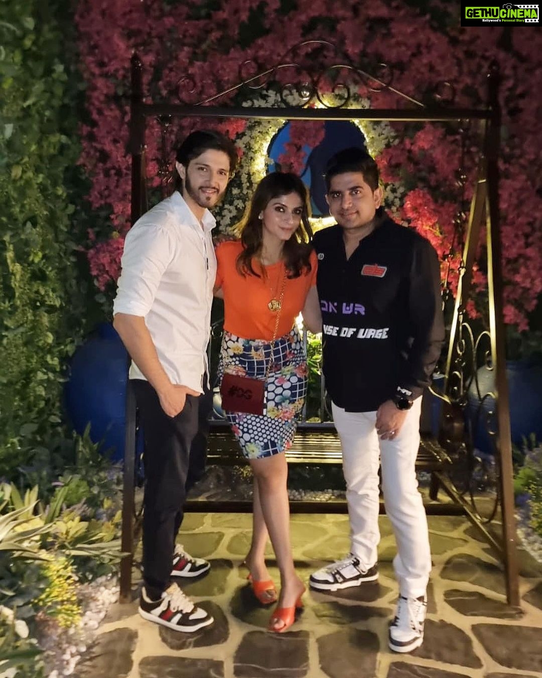 Rohan Mehra Instagram - Family ❤️ Where life begins and love never ends 🤗 OPA KIPOS