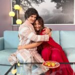 Rohan Mehra Instagram - Dear Behna This Rakhi, I am signing up to handle your tantrums and your nakhra for a thousand lifetimes! Kyunki phoolan ka taaron ka sabka kehna hai, Ek hazaron mein meri behna hai. But, Kabhi bhi, if you feel that something is not alright, I’ll fix it in a moment. I promise. I promise. The bond we share is my biggest treasure. Here’s to being there for each other…Every single moment! @ashnoorkaur ❤️🧿 . . Styled by @roshni0819 Outfit @dapperanddare.in