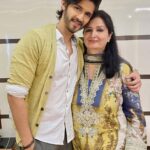 Rohan Mehra Instagram – Mom, you are the most outstanding woman in my life and you’ll always be my number one. Wish you a Happy Mother’s Day ❤️