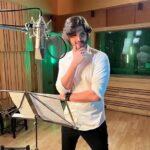 Rohan Mehra Instagram - #RUK - Waqt ka intezar coming your way on May 17, 2022 #We1 @latharajiniofcl @pprernaarora @bayfilms_llp @sunttoshnm @subhamitra03 @rohanmehraa @karanvirbohra @archsda @khyatikale
