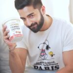Rohit Suchanti Instagram – Eating healthy has never tasted so good! I’m beyond excited for this perfect combination of imported Whey protein, organic jaggery and roasted peanuts! 🤌🏻
I just cant get enough of this delicious Pintola High Protein Organic Jaggery peanut butter paired perfectly with Pintola’s crispy rice cakes for my daily doze of protein ❤️

#FitnessFreak #GymGoer #HighProteinPeanutButter #OrganicJaggery #Pintola #PintolaPeanutButter #Highprotein #Proteinrich
