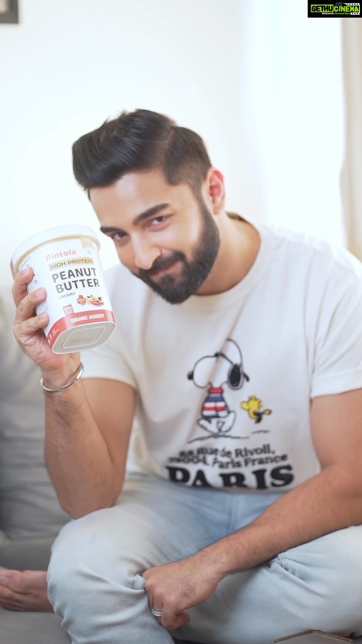 Rohit Suchanti Instagram - Eating healthy has never tasted so good! I’m beyond excited for this perfect combination of imported Whey protein, organic jaggery and roasted peanuts! 🤌🏻 I just cant get enough of this delicious Pintola High Protein Organic Jaggery peanut butter paired perfectly with Pintola’s crispy rice cakes for my daily doze of protein ❤️ #FitnessFreak #GymGoer #HighProteinPeanutButter #OrganicJaggery #Pintola #PintolaPeanutButter #Highprotein #Proteinrich