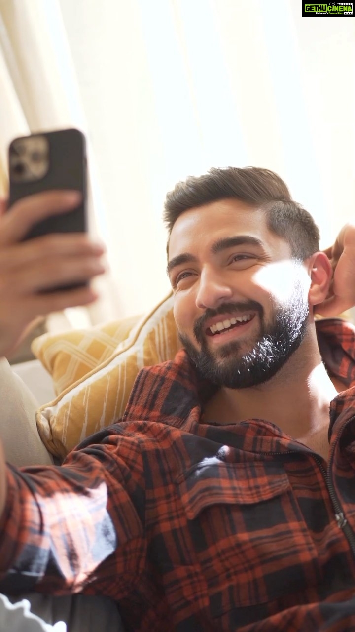 Rohit Suchanti Instagram - #Ad My love for @pintola.in‘s High Protein Dark Chocolate Peanut Butter is not a secret anymore!! A healthy tasty and nutritious treat that not only fulfils my protein needs but also helps me balance my diet everyday. Go grab yours now from www.pintola.in Also available at your nearest stores