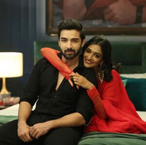Rohit Suchanti Instagram - Happy Birthday Khare ❤️ 
Nhi Samjh aaraha kya Likhu , agar likh Diya toh Ro-dunga🥹😅
Just wanna say a big thank you for making my life easy and my scenes easier and better ❤️ Forever grateful for you !! Hopefully humein iski zaroorat nhi padegi ☕️ ..!! Come back jaldi ☺️❤️ TU BEST HAI MERE BAAD LEKIN❤️🤣